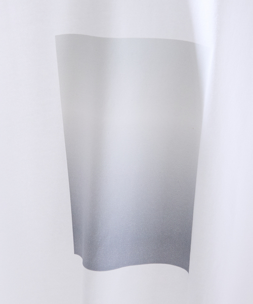ABAHOUSE(アバハウス)の「グラデーション グラフィック プリントTシャツ/オーバーサイズ(Tシャツ/カットソー・メンズ・ホワイト/ブラック/ホワイト系その他/ブラック系その他・46/48)」の16枚目の写真