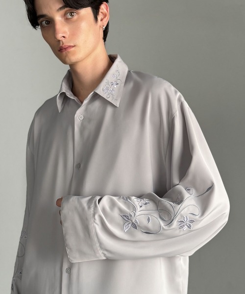 Classical Origin（クラシカルオリジン）の「「魅せる服。」刺繍使いルーズドレープシャツ（長袖）／Embroidery Loose Drape Shirt（シャツ/ブラウス・メンズ・チャコールグレー/ホワイト/ライトグレー・SMALL/MEDIUM/LARGE）」の21枚目の写真