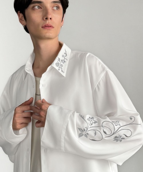 Classical Origin（クラシカルオリジン）の「「魅せる服。」刺繍使いルーズドレープシャツ（長袖）／Embroidery Loose Drape Shirt（シャツ/ブラウス・メンズ・チャコールグレー/ホワイト/ライトグレー・SMALL/MEDIUM/LARGE）」の8枚目の写真