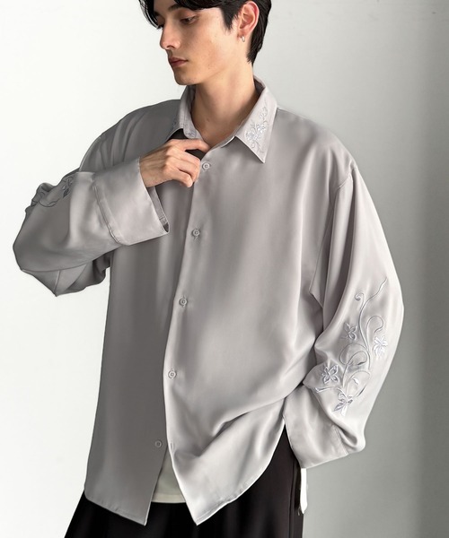 Classical Origin（クラシカルオリジン）の「「魅せる服。」刺繍使いルーズドレープシャツ（長袖）／Embroidery Loose Drape Shirt（シャツ/ブラウス・メンズ・チャコールグレー/ホワイト/ライトグレー・SMALL/MEDIUM/LARGE）」の19枚目の写真