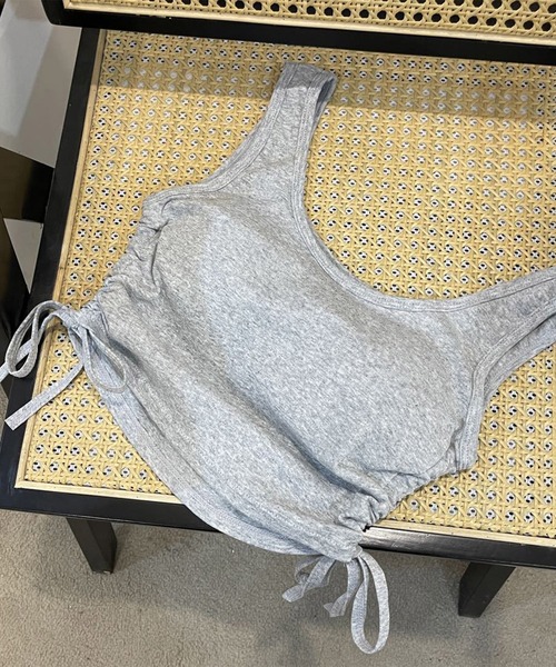 IRADOWL（アイラドール）の「パッド付サイドドロストショート丈タンクトップ（タンクトップ・レディース・ライトグリーン/ホワイト/ブラック/ライトブルー/グレー・FREE）」の3枚目の写真