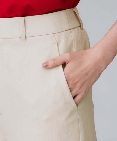 UNTITLED（アンタイトル）の「【後ろウエストゴム】ツイルセミフレアパンツ（その他パンツ・レディース・チャコールグレー/ベージュ・00/01/02/03/04/42/44/46/48/50）」の5枚目の写真