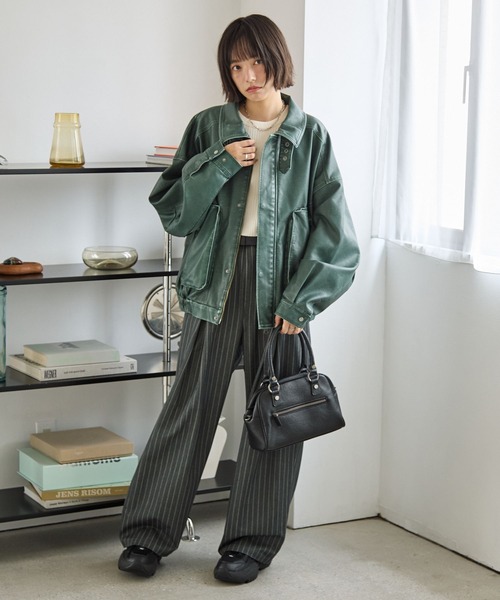 ビアッジョブルー　ペプラムレザージャケット　近年モデル　上質レザー　ベージュ系 ビアッジョブルー ペプラムレザージャケット 近年モデル 上質