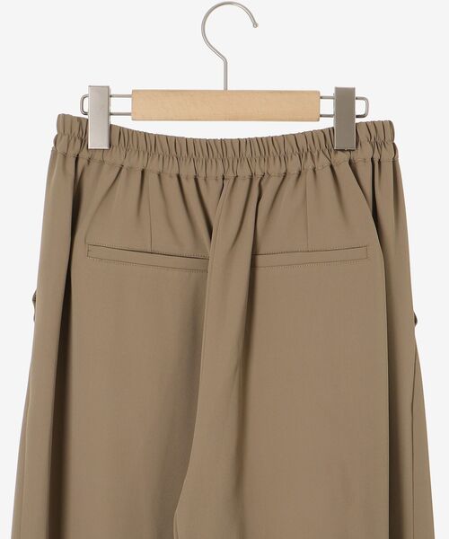 le.coeur blanc（ルクールブラン）の「《手洗い可能》フルダルダブルタックワイドパンツ（その他パンツ・レディース・キャメル/グレイッシュベージュ/ブラウン・38）」の9枚目の写真