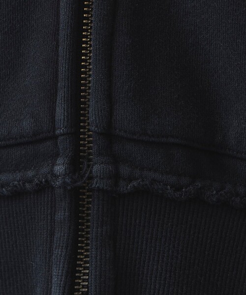 BEAMS HEART（ビームスハート）の「【ユニセックス】GMS 裏毛 ジップ パーカー（パーカー・メンズ・ブラック/ブラウン・SMALL/MEDIUM/LARGE）」の14枚目の写真