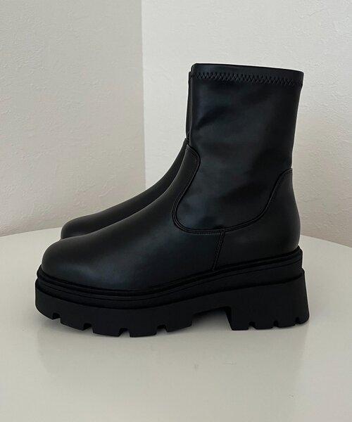 prose verse(プロズヴェール)の「トラックソールストレッチショートブーツ(ブーツ・レディース・ブラック・MEDIUM/SMALL/X-LARGE/LARGE)」の9枚目の写真