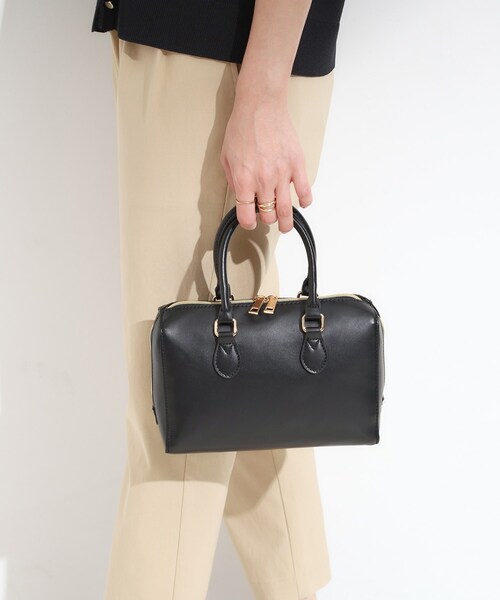 SHOO・LA・RUE(シューラルー)の「【2WAY】ミニボストンバッグ(ショルダーバッグ・レディース・ブラック/ボルドー/ブラウン系・00)」の11枚目の写真