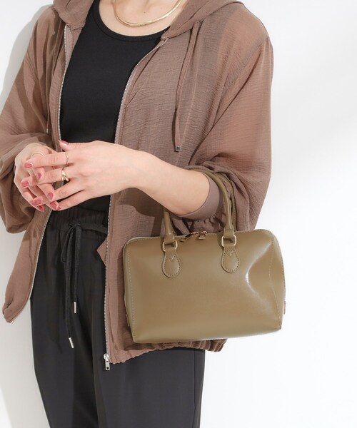 SHOO・LA・RUE(シューラルー)の「【2WAY】ミニボストンバッグ(ショルダーバッグ・レディース・ブラック/ボルドー/ブラウン系・00)」の13枚目の写真