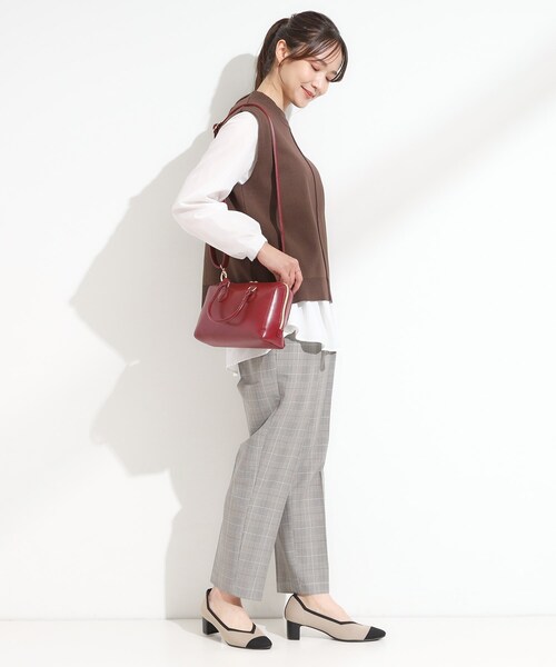 SHOO・LA・RUE(シューラルー)の「【2WAY】ミニボストンバッグ(ショルダーバッグ・レディース・ブラック/ボルドー/ブラウン系・00)」の16枚目の写真