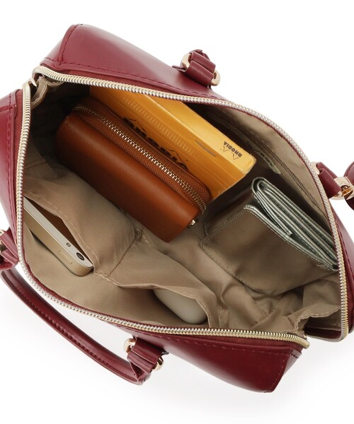 SHOO・LA・RUE(シューラルー)の「【2WAY】ミニボストンバッグ(ショルダーバッグ・レディース・ブラック/ボルドー/ブラウン系・00)」の9枚目の写真