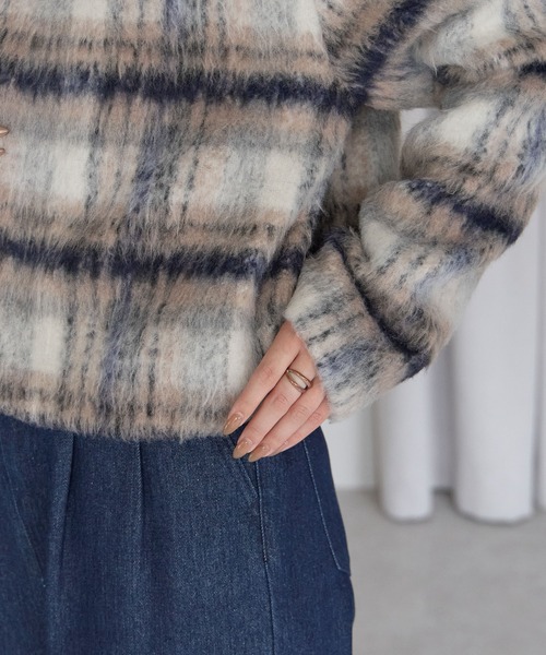 PREFERIR(プレフェリール)の「シャギーチェック ショート ジャケット(ノーカラージャケット・レディース・ブラウン/ネイビー・MEDIUM)」の18枚目の写真