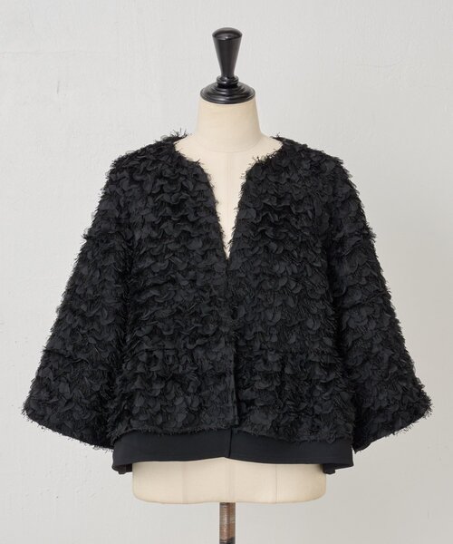 LIVETART（リヴェタート）の「フリンジ刺繍ブルゾン（ノーカラージャケット・レディース・ブラック・FREE）」の11枚目の写真