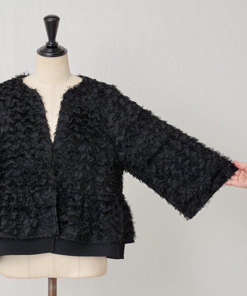 LIVETART（リヴェタート）の「フリンジ刺繍ブルゾン（ノーカラージャケット・レディース・ブラック・FREE）」の10枚目の写真