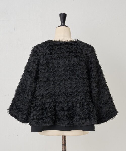 LIVETART（リヴェタート）の「フリンジ刺繍ブルゾン（ノーカラージャケット・レディース・ブラック・FREE）」の7枚目の写真