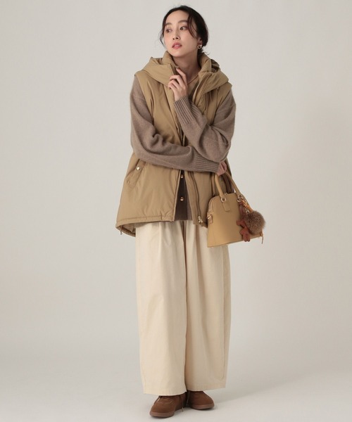 Elura（エルーラ）の「蓄熱綿ベスト/596030（その他アウター・レディース・ブラック/キャメル・FREE）」の9枚目の写真