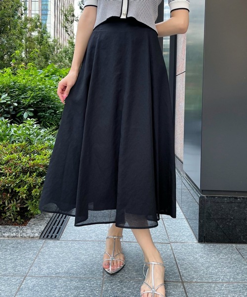 AND COUTURE（アンドクチュール）の「サイドリブシアーフレアスカート（スカート・レディース・ブラック/ブラウン・MEDIUM/SMALL）」の19枚目の写真