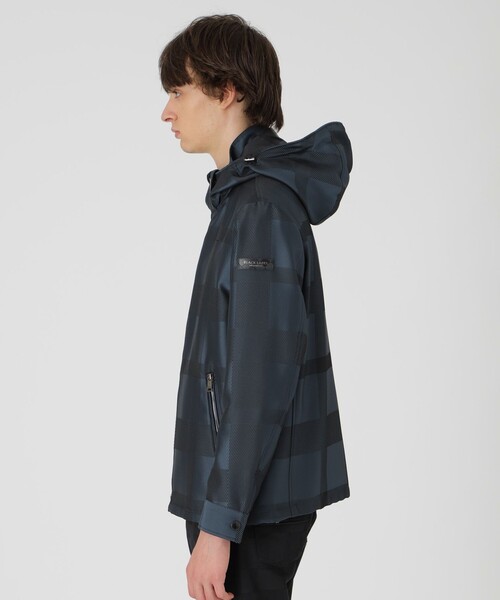 BLACK LABEL CRESTBRIDGE（ブラックレーベル・クレストブリッジ）の「シャドーチェックカルゼパーカー（パーカー・メンズ・グレー系その他/ブラック/ブルー・M/L/XL）」の22枚目の写真