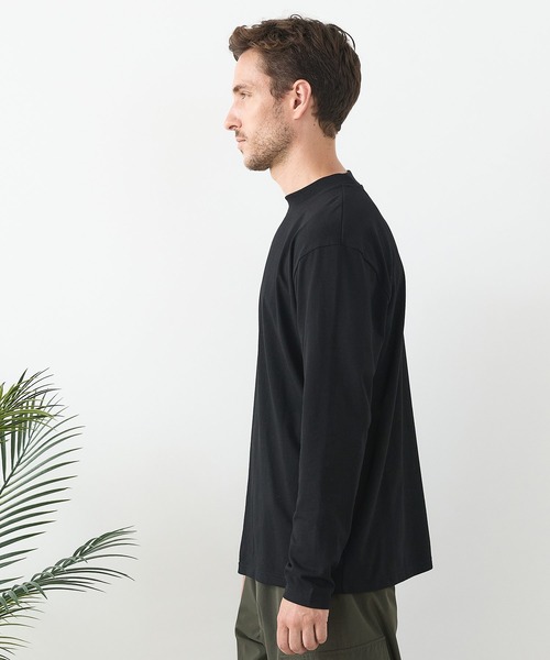 UNIIT(ユニット)の「【汗染みの目立ちにくいTシャツ ZEROSTAIN /ゼロステイン】モックネック ロンT 防汚 UVカット(Tシャツ/カットソー・メンズ・スミクロ/ブラック/杢グレー・MEDIUM/LARGE/X-LARGE)」の15枚目の写真