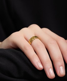 THE LIMELY（ザライムリー）の「タイムレスリング（リング）」