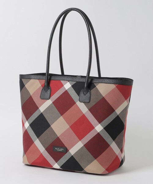 BLUE LABEL CRESTBRIDGE（ブルーレーベルクレストブリッジ）の「クレストブリッジチェックカルゼトートバッグ（トートバッグ・レディース・レッド/ベージュ系その他・FREE）」の2枚目の写真