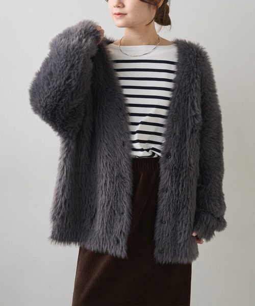 PUAL CE CIN（ピュアルセシン）の「シャギーニットVネックカーディガン（カーディガン/ボレロ・レディース・ベージュ/チャコールグレー・FREE）」の10枚目の写真