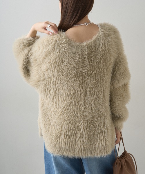 PUAL CE CIN（ピュアルセシン）の「シャギーニットVネックカーディガン（カーディガン/ボレロ・レディース・ベージュ/チャコールグレー・FREE）」の7枚目の写真