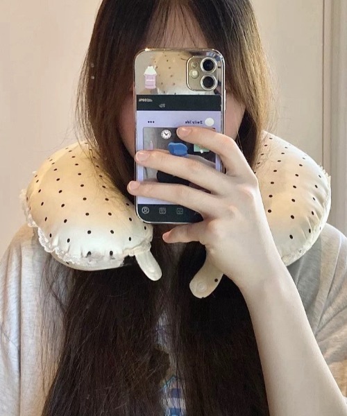 Made in I（メイドインアイ）の「Rabbit design dot neck pillow（クッション/クッションカバー・レディース・アイボリー/ブラック・FREE）」の5枚目の写真