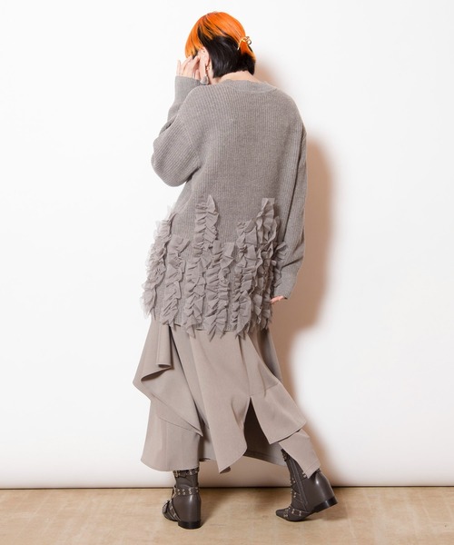 OSMOSIS（オズモーシス）の「チュールフリルニットプルオーバー（ニット/セーター・レディース・グレー/ブラック/チャコール/レッド・ONE SIZE）」の7枚目の写真