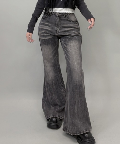 FOLLOWIN(フォロウィン)の「3color/Y2Kヴィンテージルーズフレアウォッシュデニム(デニムパンツ・レディース・グレー/ブラック/ブルー・LARGE/MEDIUM/SMALL)」の1枚目の写真