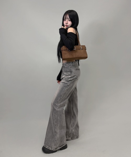 FOLLOWIN(フォロウィン)の「3color/Y2Kヴィンテージルーズフレアウォッシュデニム(デニムパンツ・レディース・グレー/ブラック/ブルー・LARGE/MEDIUM/SMALL)」の20枚目の写真