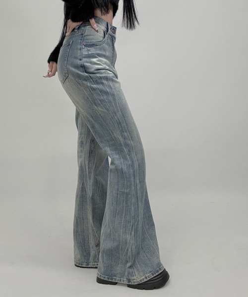 FOLLOWIN(フォロウィン)の「3color/Y2Kヴィンテージルーズフレアウォッシュデニム(デニムパンツ・レディース・グレー/ブラック/ブルー・LARGE/MEDIUM/SMALL)」の14枚目の写真