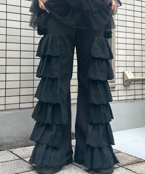 Candy Stripper（キャンディストリッパー）の「LACY ROSE DENIM パンツ（デニムパンツ・レディース・ブラック/ライトインディゴブルー/オフホワイト・FREE）」の3枚目の写真