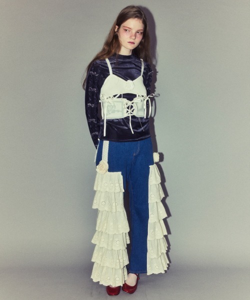 Candy Stripper（キャンディストリッパー）の「LACY ROSE DENIM パンツ（デニムパンツ・レディース・ブラック/ライトインディゴブルー/オフホワイト・FREE）」の6枚目の写真