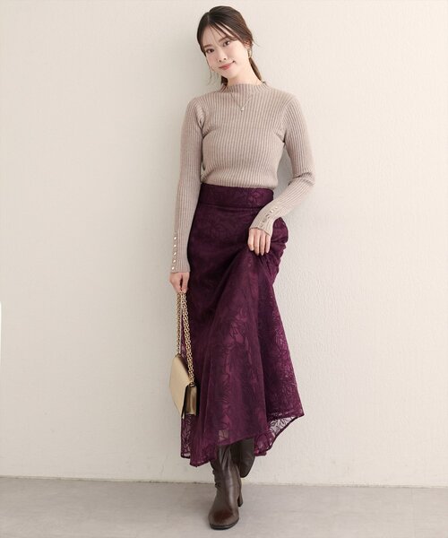 natural couture（ナチュラルクチュール）の「【WEB限定】〈osono〉長さ変えられるチュール刺繍レーススカート（スカート・レディース・グレイッシュベージュ/ネイビー/ボルドー・FREE）」の5枚目の写真