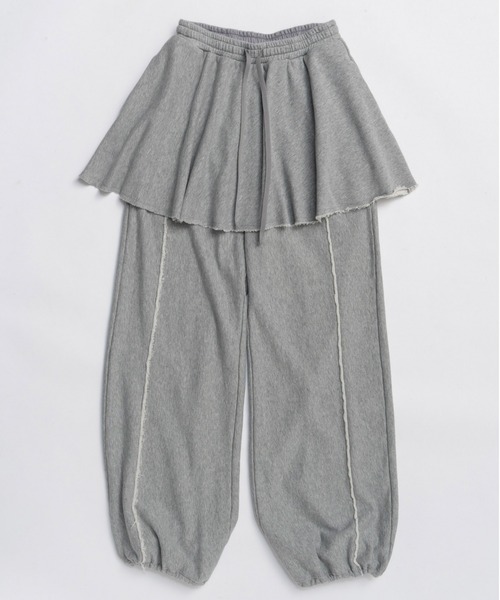 MAISON SPECIAL(メゾンスペシャル)の「Flared Skirt Layered Sweatpants / フレアスカートレイヤースウェットパンツ(スウェットパンツ・レディース・グレー/チャコールグレー/ホワイト・38/36)」の12枚目の写真