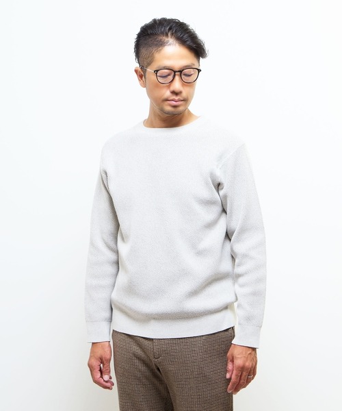 MEN'S MELROSE(メンズメルローズ)の「ラムウールライクプレーティングクルーネックニット(ニット/セーター・メンズ・グレー/アイボリー/レッド/ネイビー/ブラウン・2/3/4)」の2枚目の写真
