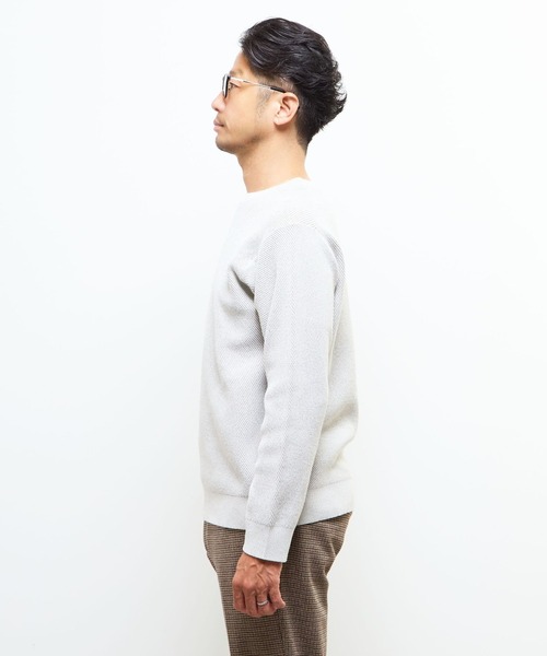 MEN'S MELROSE(メンズメルローズ)の「ラムウールライクプレーティングクルーネックニット(ニット/セーター・メンズ・グレー/アイボリー/レッド/ネイビー/ブラウン・2/3/4)」の7枚目の写真