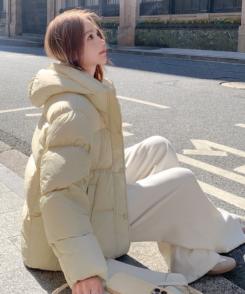 2ly2(トゥーリートゥー)の「ふんわり暖かい♪中綿ジャケット(その他アウター・レディース・パープル/ベージュ/アイボリー/ブラック・FREE)」の6枚目の写真