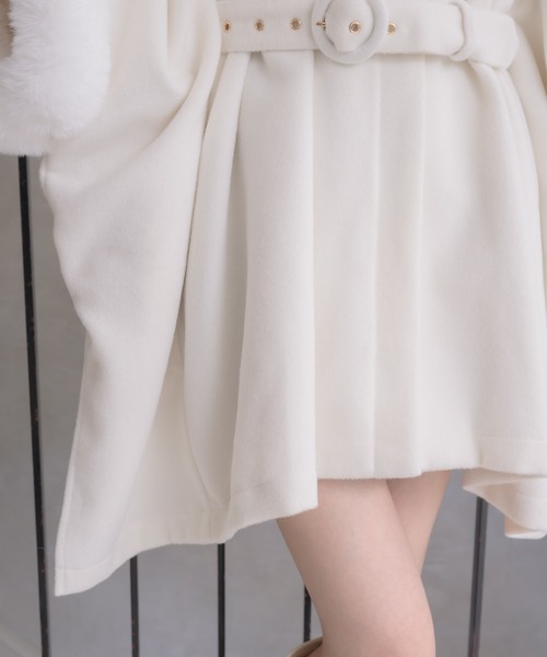 couture BY ROJITA(クチュールバイロジータ)の「ファーケープコート(その他アウター・レディース・ピンク/ホワイト/ブラック・FREE)」の18枚目の写真