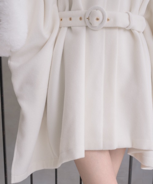 couture BY ROJITA(クチュールバイロジータ)の「ファーケープコート(その他アウター・レディース・ピンク/ホワイト/ブラック・FREE)」の19枚目の写真