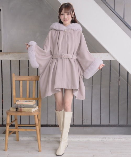 ファーケープコート（その他アウター）｜couture BY ROJITA