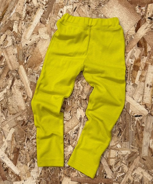 SHISKY（シスキー）の「キッズ ストレッチパンツ レギパン（その他パンツ・キッズ・ピンク系その他/ブラック/ライム/レッド/レッド系その他/グリーン/キャメル/ロイヤルブルー/マスタード/ネイビー・110/120/130/140/80/90/95/100/150/160）」の2枚目の写真