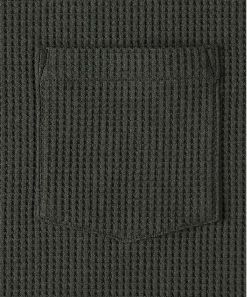 BACK NUMBER（バックナンバー）の「【BACK NUMBER】ドライタッチ ワッフル ヘンリー ロングスリーブTシャツ (ヘンリーネック/ワッフル/ドライタッチ/通気性/軽量/ロンT/長袖Tシャツ/ドローコード/リラックスシルエット/ビジネスカジュアル)（Tシャツ/カットソー・メンズ・ネイビー/オリーブ/ブラック・XL/L/M）」の6枚目の写真