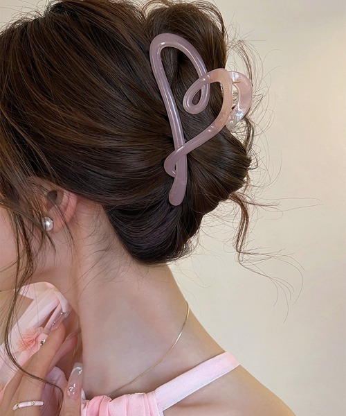 Miniministore（ミニミニストア）の「バンスクリップ 大きめ ヘアクリップ（バレッタ/ヘアクリップ・レディース・ブラック系2/オフホワイト/ブラック系1/ブラウン/キャメル/ピンク・FREE）」の6枚目の写真