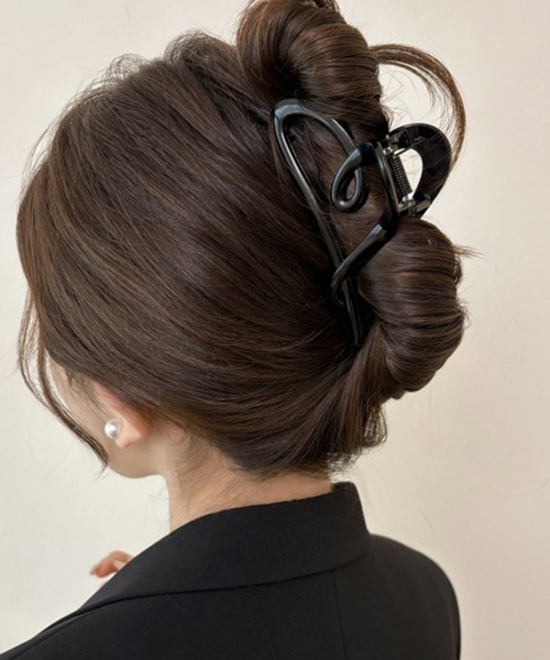 Miniministore（ミニミニストア）の「バンスクリップ 大きめ ヘアクリップ（バレッタ/ヘアクリップ・レディース・ブラック系2/オフホワイト/ブラック系1/ブラウン/キャメル/ピンク・FREE）」の8枚目の写真