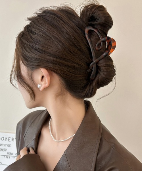 Miniministore（ミニミニストア）の「バンスクリップ 大きめ ヘアクリップ（バレッタ/ヘアクリップ・レディース・ブラック系2/オフホワイト/ブラック系1/ブラウン/キャメル/ピンク・FREE）」の13枚目の写真