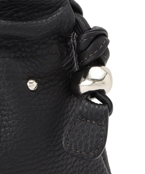 TOFF&LOADSTONE(トフアンドロードストーン)の「Chou chou Studs(シュシュ スタッズ)S(ハンドバッグ・レディース・ブラック/ホワイト系・00)」の12枚目の写真