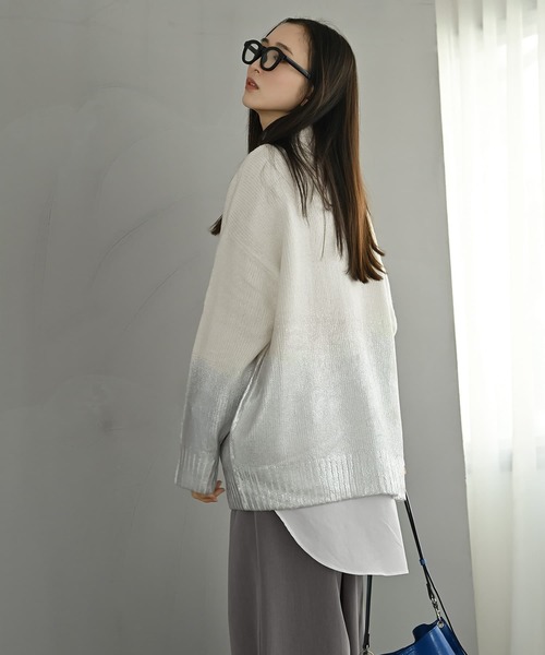 STYLE DELI(スタイルデリ)の「【BLK001】箔プリントオーバーサイズプルオーバー(ニット/セーター・レディース・ブラック/アイボリー/チャコール・FREE)」の8枚目の写真