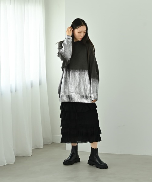 STYLE DELI(スタイルデリ)の「【BLK001】箔プリントオーバーサイズプルオーバー(ニット/セーター・レディース・ブラック/アイボリー/チャコール・FREE)」の21枚目の写真