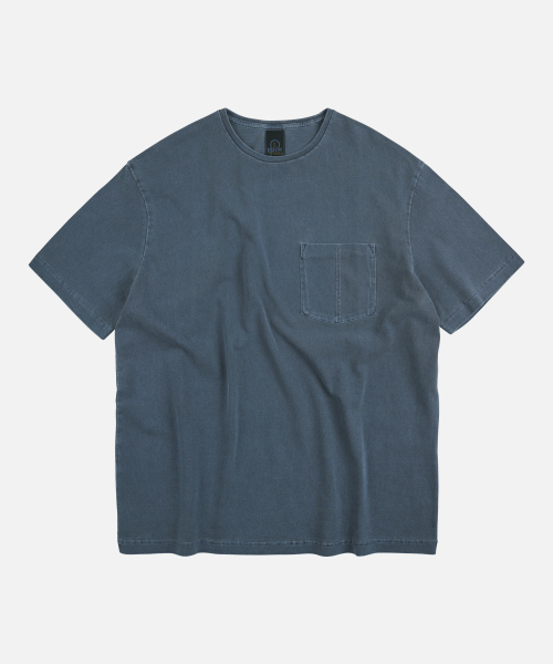 FRIZMWORKS(フリズムワークス)の「COVER STITCH PIGMENT DYEING TEE _ NAVY(Tシャツ/カットソー・メンズ・その他・MEDIUM/LARGE/SMALL)」の1枚目の写真
